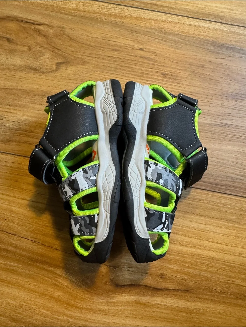 Kids Unisex Closed-Toe Sport Sandals in Black and Neon Green and Camouflage